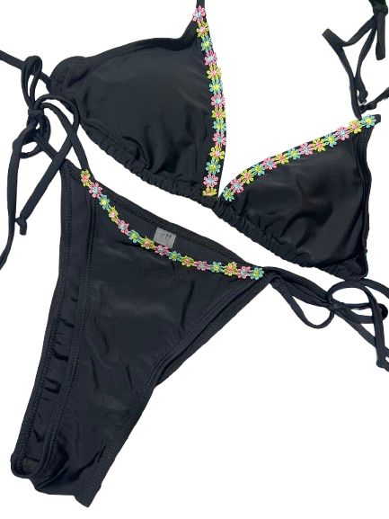 [BAMBI-000080] Traje de baño negro de filos con flores talla S/M