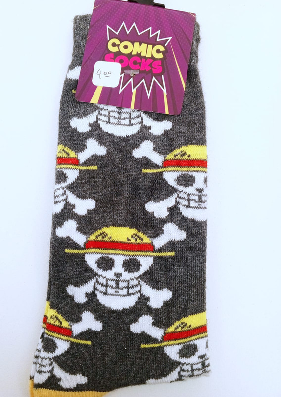 Medias comic One Piece Calaveras  10/12