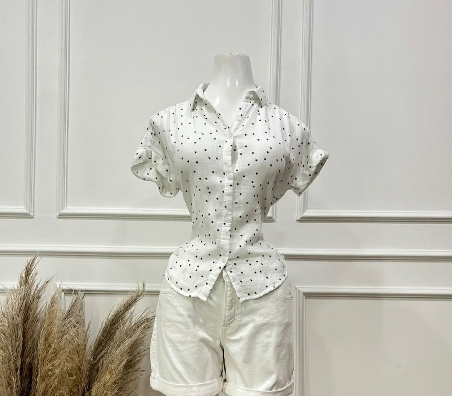 BLUZA M/3/4 BLANCA C/ESTRELLITAS BEACH (XS)  969BETTRELLAS-S