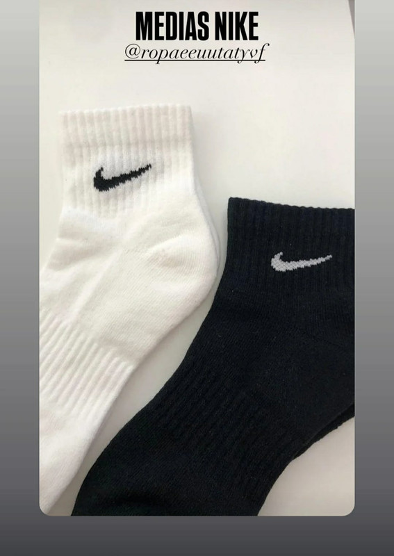 MEDIAS NIKE 2 BLANCA 2 NEGRAS $6 CADA UNA 969MEDIAS-NIKE
