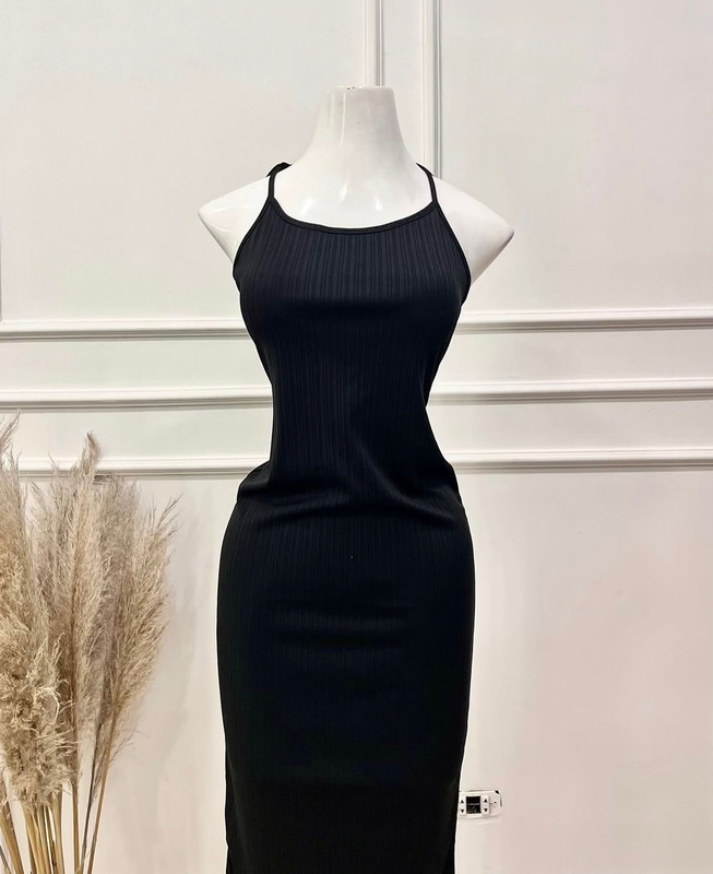 VESTIDO NEGRO LARGO DE TIRAS TELA LYCRA TALLA M YE-028