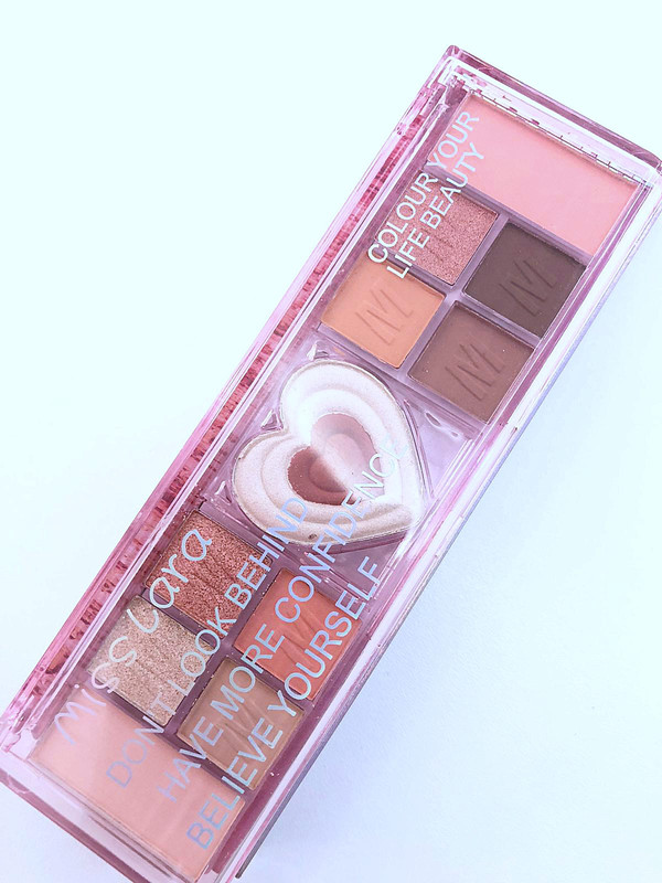 Paleta de Sombras Marca Miss Lara (Sombra, iluminador y rubor)