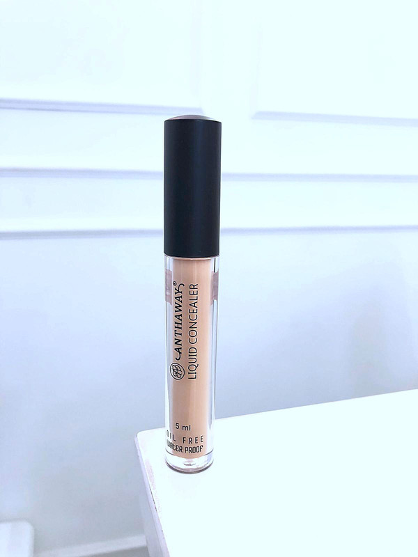 Corrector de ojeras Marca ANTHAWAY tono 01