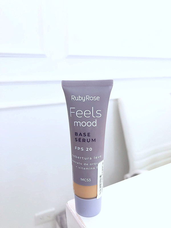 Base Serum Feel Moods Marca Ruby Rose Tono MC53 Claro