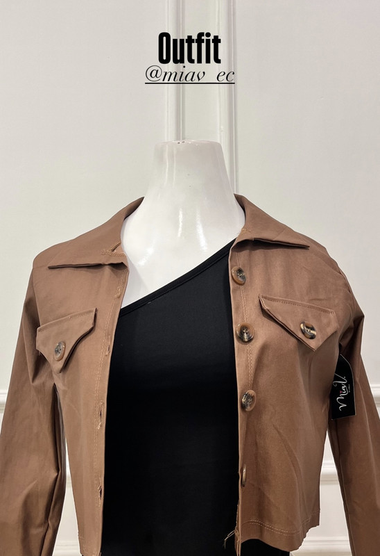 chaqueta cuerina chocolate con botones 1-12