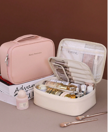 [BAMBI-000002] Cosmetiquera negra