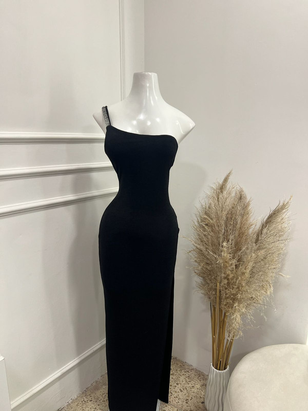 [BAMBI-000044] Vestido largo elegante negro con tira brillosa talla L BAM16