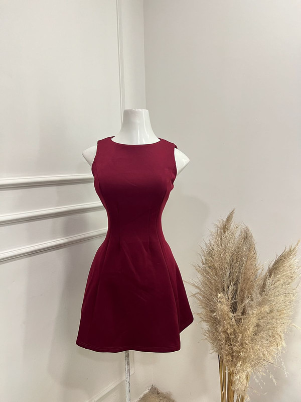[BAMBI-000047] Vestido corto vino estilo princesa talla M BAM20