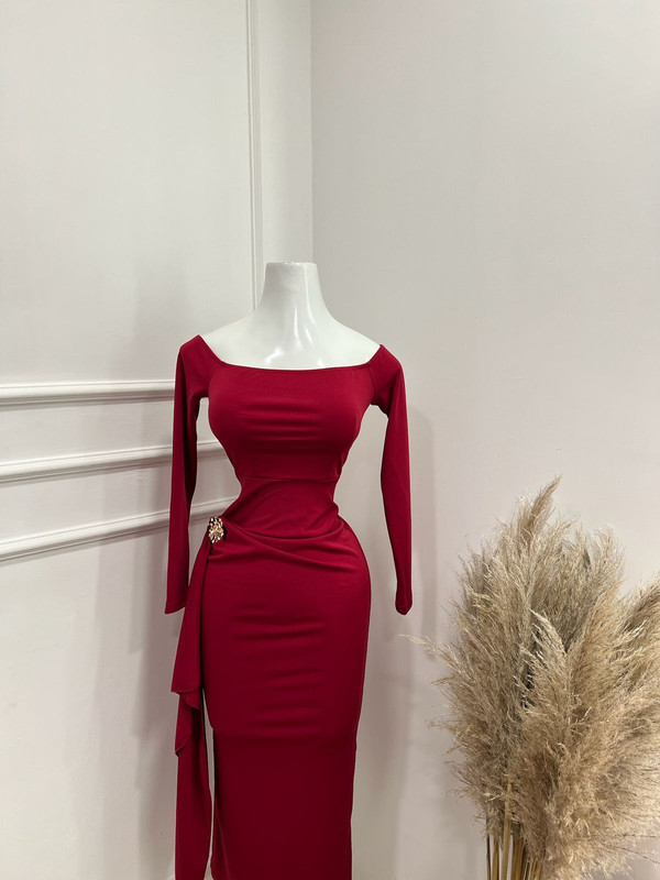 [BAMBI-000048] Vestido rojo largo con detalle de flor talla S/M BAM2122