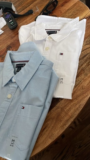 [EL PODER DEL 90-60-90-000008] CAMISA BLANCA TOMMY HILFIGER NIÑOS (10) 969CMSANÑ-10